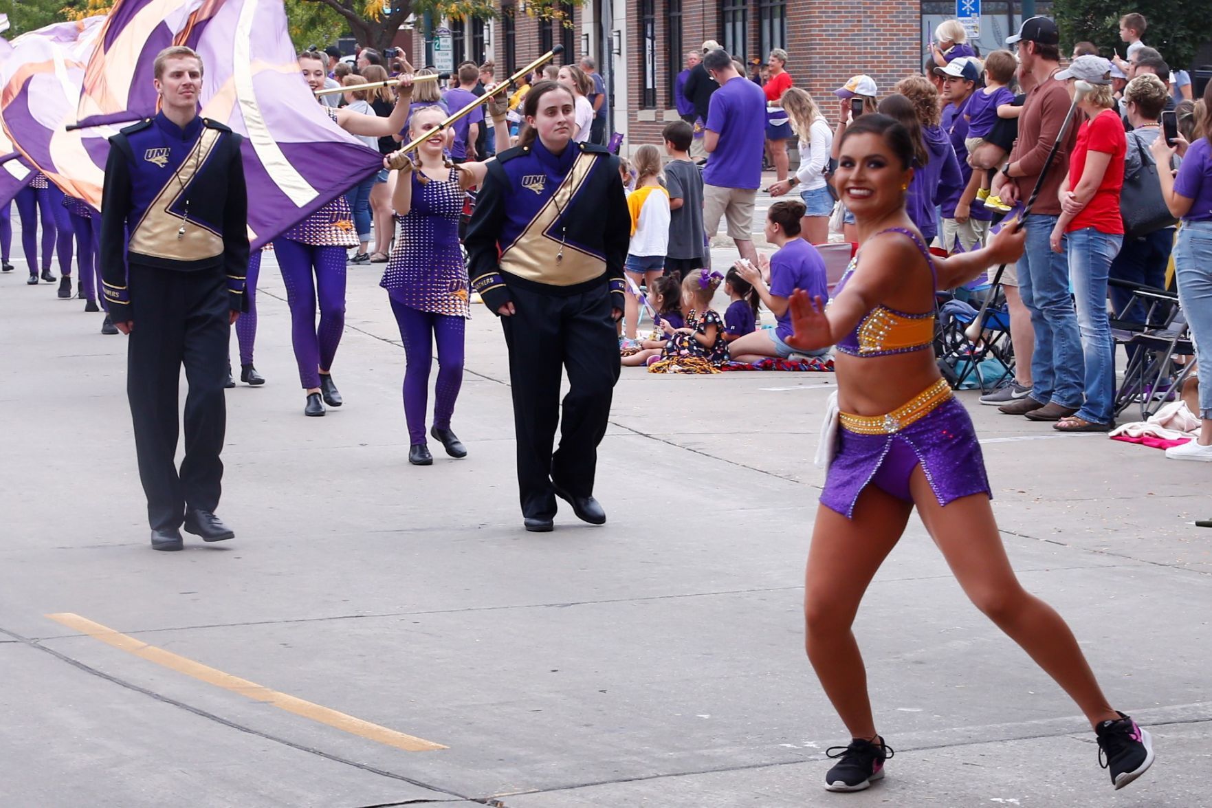 100221-uni-hoco-3